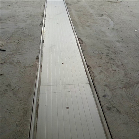 现场地面变形缝